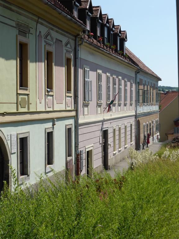 Brody Apartman Eğri Dış mekan fotoğraf